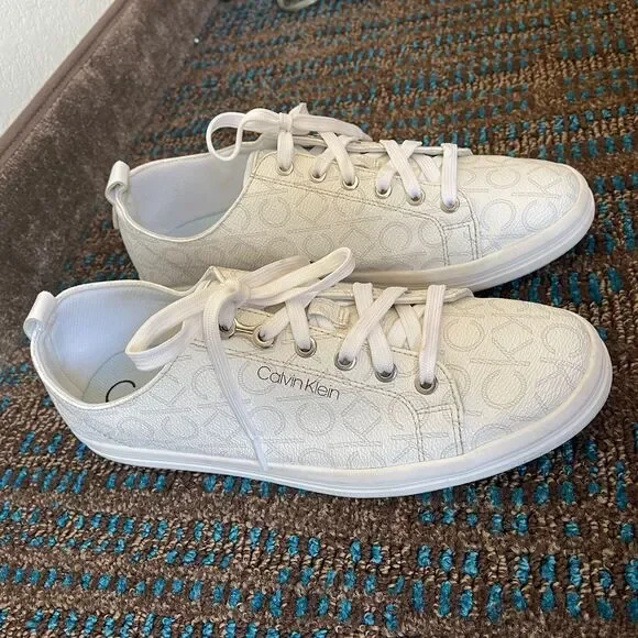 Calvin Klein Women's Michaela sneakers white monogram print Shoe Size 12 - Picture 8 of 8